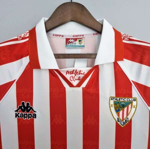 Zoom sur les logos du maillot Athletic Bilbao Domicile 1995/1997