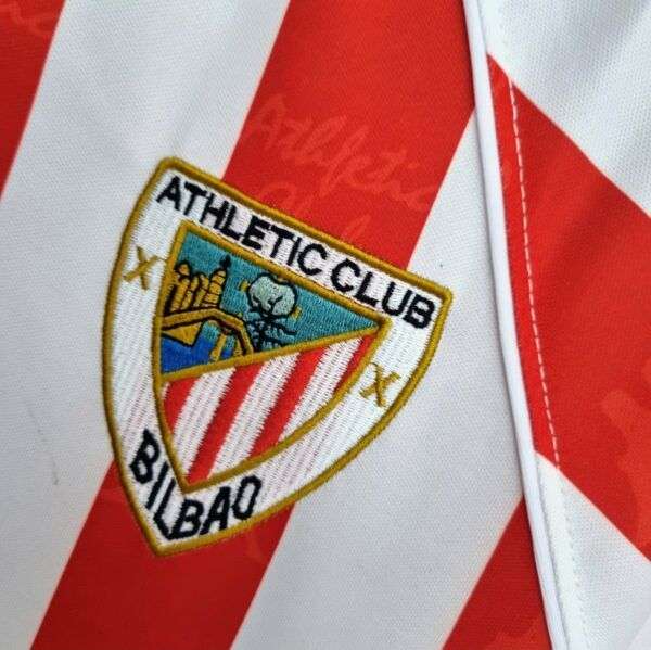Zoom sur le logo du maillot vintage Bilbao "Centenaire" 1995/1997.