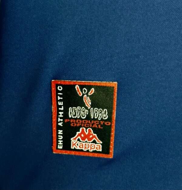 Zoom sur le logo du maillot vintage Bilbao Extérieur 1997/1998.