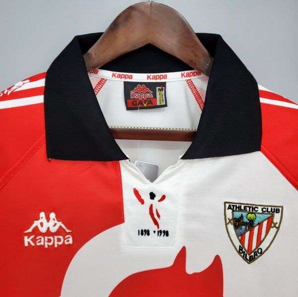 Zoom sur les logos du maillot vintage Bilbao "Centenaire" 1997/1998.