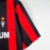 Zoom sur la manche du maillot vintage AC Milan Domicile Saison 1988-1990
