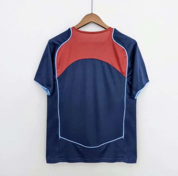 Vue arrière du maillot vintage Atlético Madrid Extérieur 2004/2005.