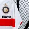 Zoom sur les logos du maillot vintage Inter Milan Extérieur 2007/2008