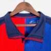 Présente le col du maillot Barca 1999