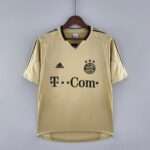 Vue avant du maillot vintage Bayern Munich Extérieur 2004/2006
