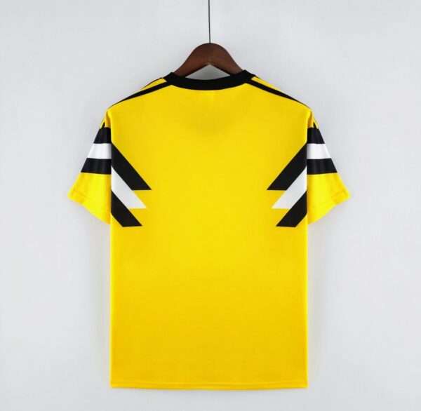 Vue arrière du maillot vintage Borussia Dortmund "Coupe d'Allemagne" 1988/1989