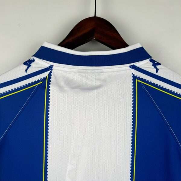 Présente le col du maillot vintage FC Porto Domicile 1997/1999