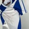 Présente la manche et coutures du maillot vintage FC Porto Domicile 1990/1992