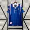 Vue avant du maillot vintage France Domicile Euro 1996