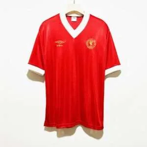 Vue avant du maillot vintage Liverpool Finale Ligue des Champions 1977