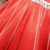 Zoom sur les logos et col du maillot vintage Liverpool Domicile 1982/1985