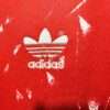 Zoom sur le logo du maillot vintage Liverpool Domicile 1989/1991