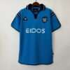 Vue avant du maillot vintage Manchester City Domicile 2001/2002