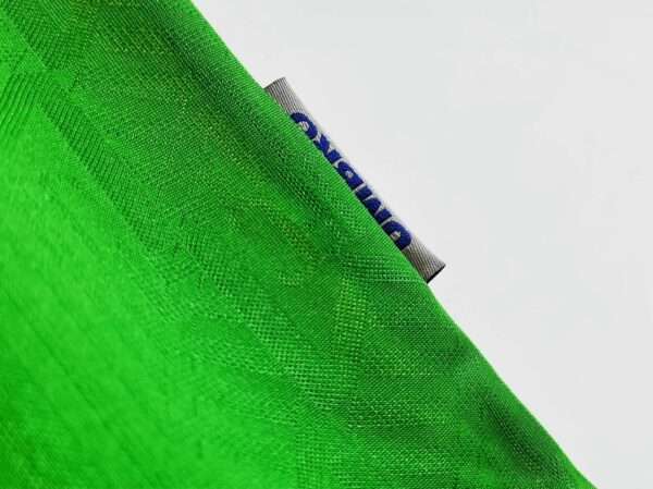 Zoom sur le logo du maillot vintage Manchester United "Troisième" 1992/1994