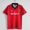 Vue avant du maillot vintage Manchester United Domicile 1994/1996