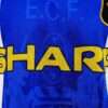 Zoom sur les logos du maillot vintage Manchester United "Troisième" 1994/1996