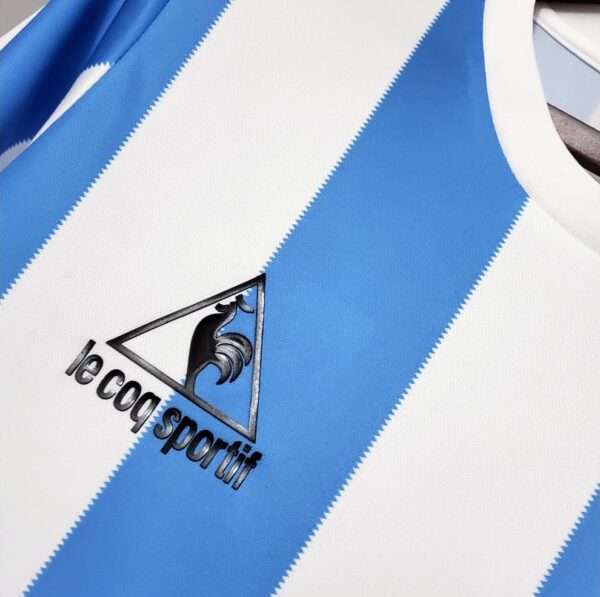 Zoom sur le logo du maillot vintage Argentine Domicile Coupe du Monde 1986