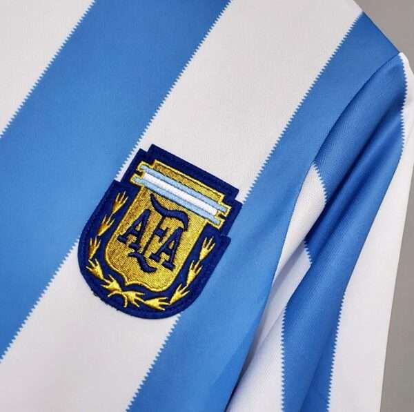 Zoom sur le logo du maillot vintage Argentine Domicile Coupe du Monde 1986