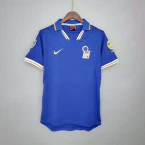 Vue avant du maillot vintage Italie Domicile Euro 1996