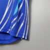 Zoom sur les coutures et logo du maillot vintage Japon Domicile Coupe du Monde 2006