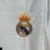 Zoom sur le logo du maillot vintage Real Madrid Domicile 2013/2014