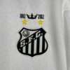 Zoom sur le logo du maillot Santos 2013