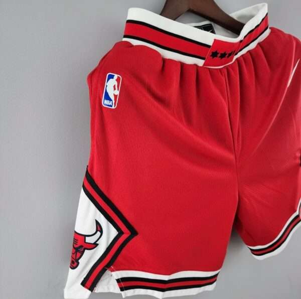 Zoom sur le coté du maillot vintage Chicago Bulls Extérieur Icon