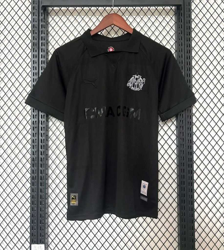 Vue avant du maillot vintage Olympique de Marseille Gardien "125 Ans"
