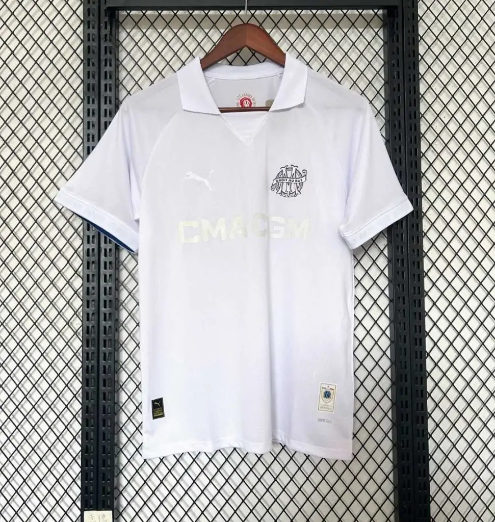 Vue avant du maillot vintage Olympique de Marseille "125 Ans"